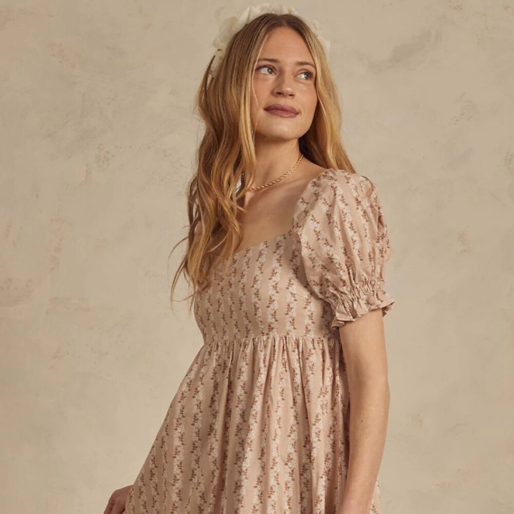 NWT - Rylee + Cru Noralee Chloe Dutsy Rose dress - Picture 2 of 3